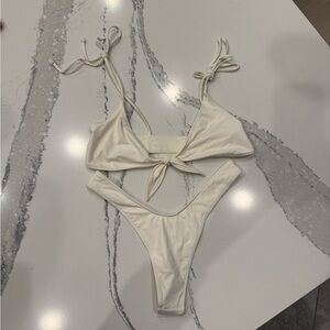Cream Frankies Bikinis Bikini - M